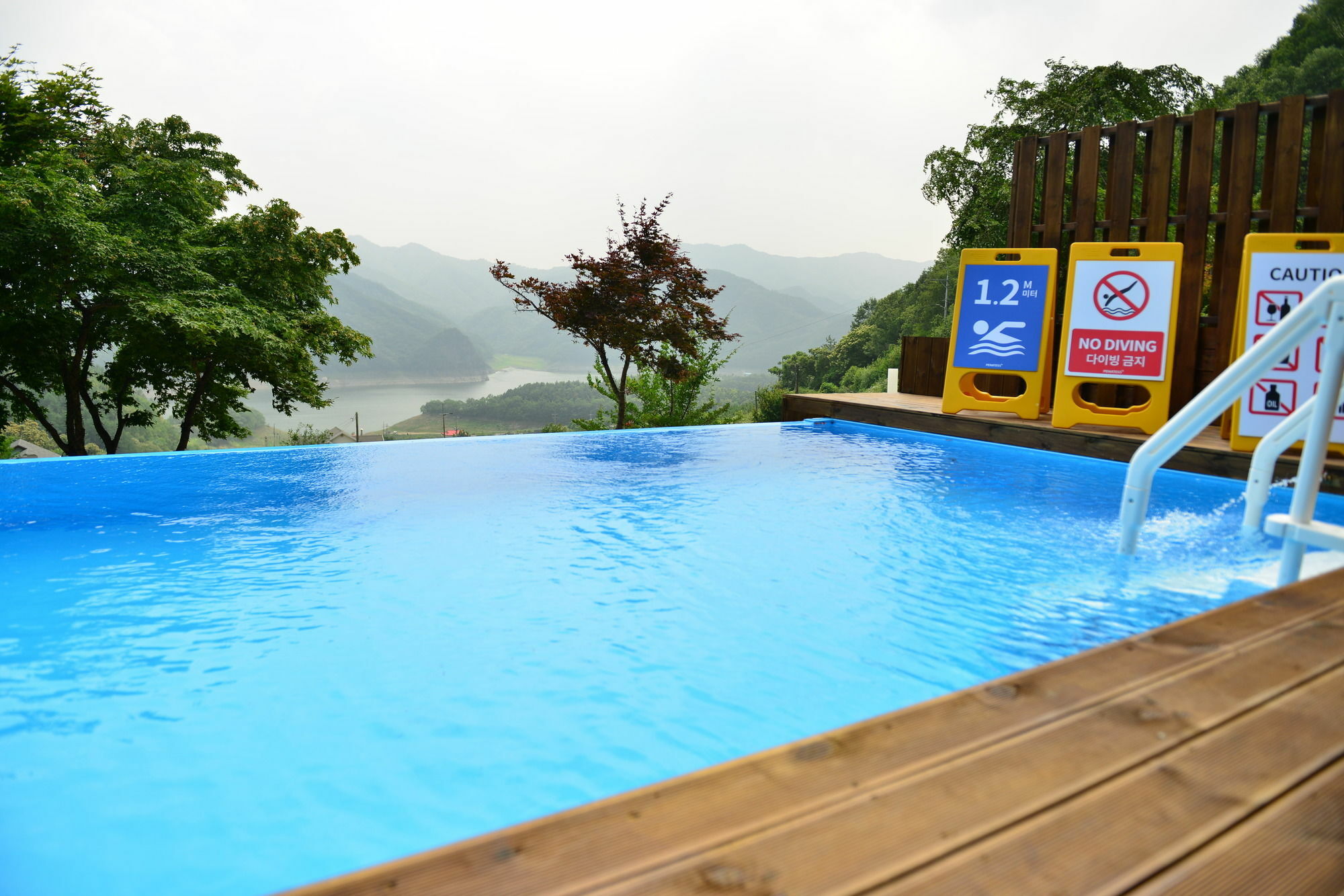 Penatess Pool Villa Chungju Ngoại thất bức ảnh